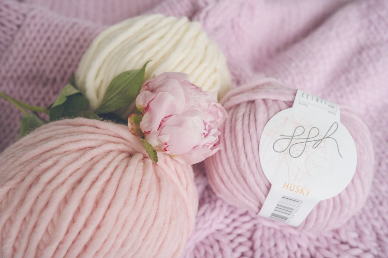 Sommergarne vs. Wintergarne: Welche Wolle passt zur Jahreszeit? - ggh Wolle